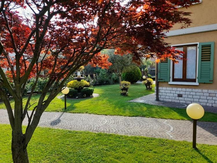 Appartamento Fontana Fiorita Iseo Esterno foto